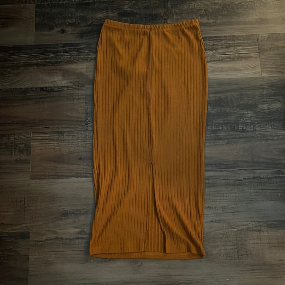 Pencil skirt